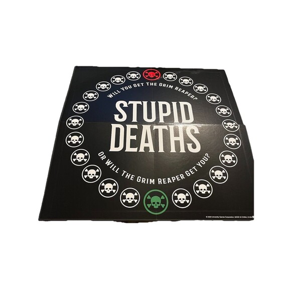 Stupid Deaths The Frightfully Funny Game Board Opened Never Used COMPLETE Game - Picture 4 of 9